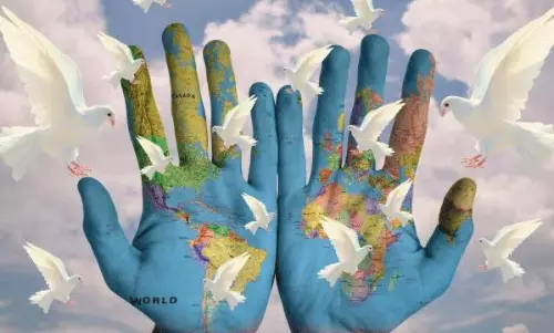 ప్రపంచంలోనే ప్రశాంతమైన దేశం ఇదే... భారత్  స్థానం తెలుసా?