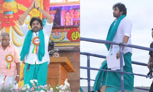 పంచెకట్టుతో పవన్ అదరహో