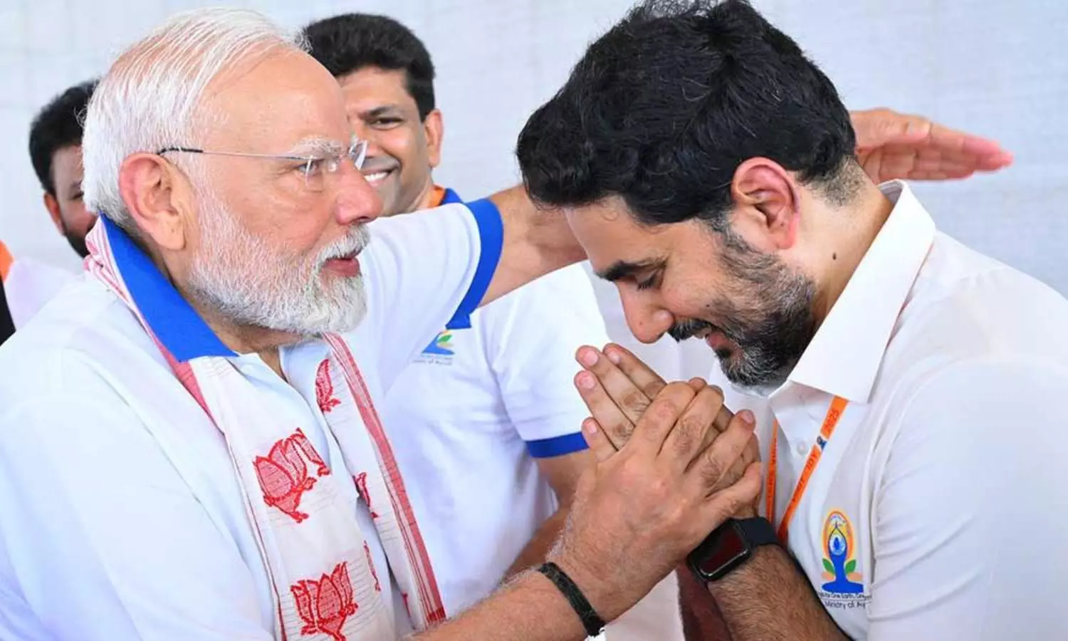 మోడీ ముట్టుకుని పొగిడారు అంటే ఆ పార్టీ అంతే....లోకేష్ కీ ఇదే చెబుతున్నారు అందరూ..!