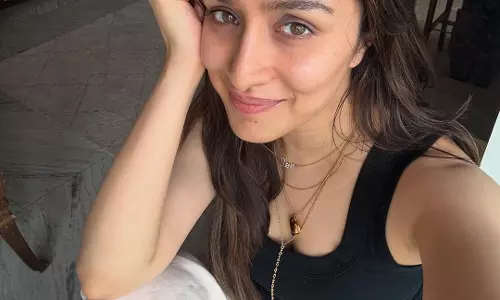 Jab Dil Bada, Soch Badi: Shraddha’s Stylish Mantra Steals the Show