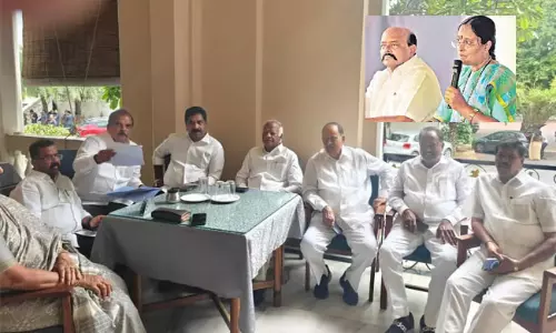 కొండా vs సీనియర్లు.. ఓరుగల్లులో రచ్చ!