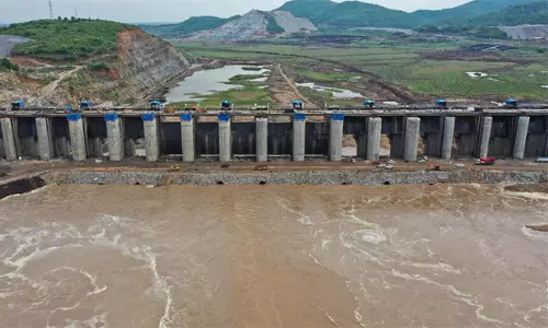 బనకచర్లతో తెలంగాణాలో బీజేపీకి కష్టం!