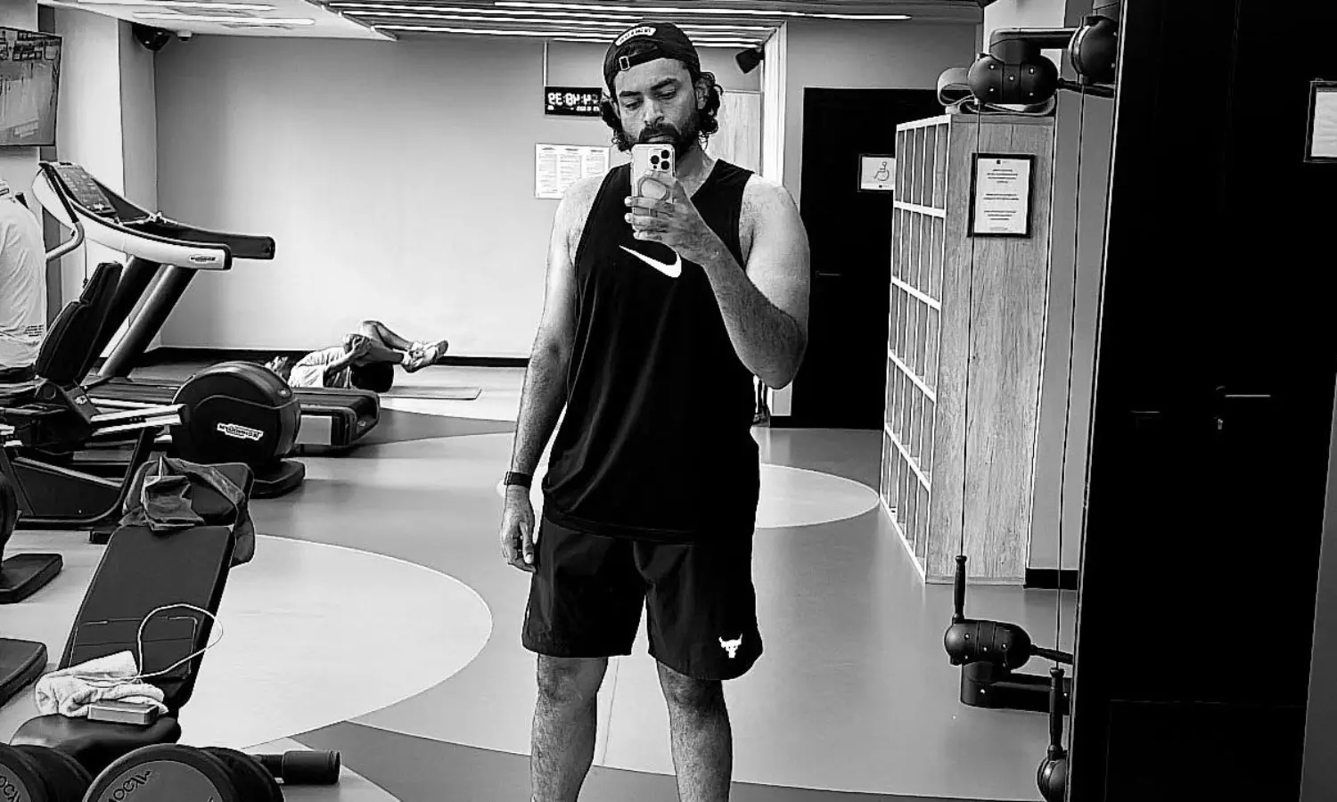 పిక్‌టాక్‌ : మెగా హీరో మామూలుగా పెంచట్లేదుగా..!