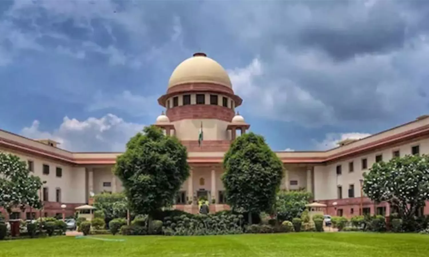 ఆపరేషన్ సింధూర్ లో పాల్గొంటే కేసుల నుంచి విముక్తి లేదు ఆపరేషన్ సింధూర్ లో పాల్గొంటే కేసుల నుంచి విముక్తి లేదు