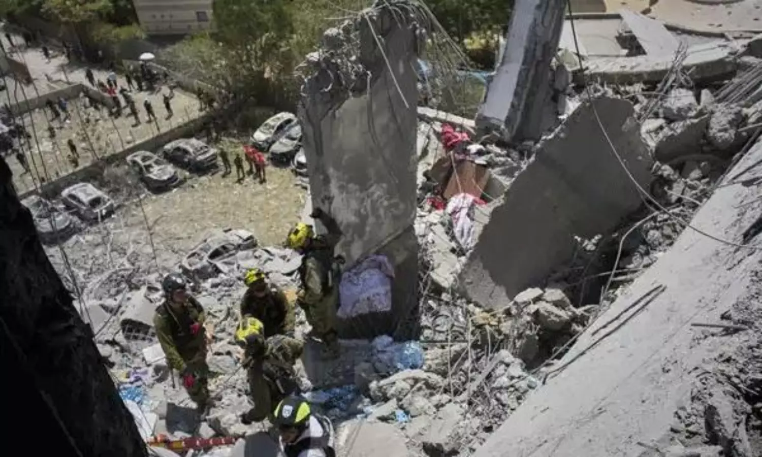 ట్రంప్ కు కంటిమీద కునుకుపట్టని పని ఇరాన్ చేసేసిందా? ట్రంప్ కు కంటిమీద కునుకుపట్టని పని ఇరాన్ చేసేసిందా?