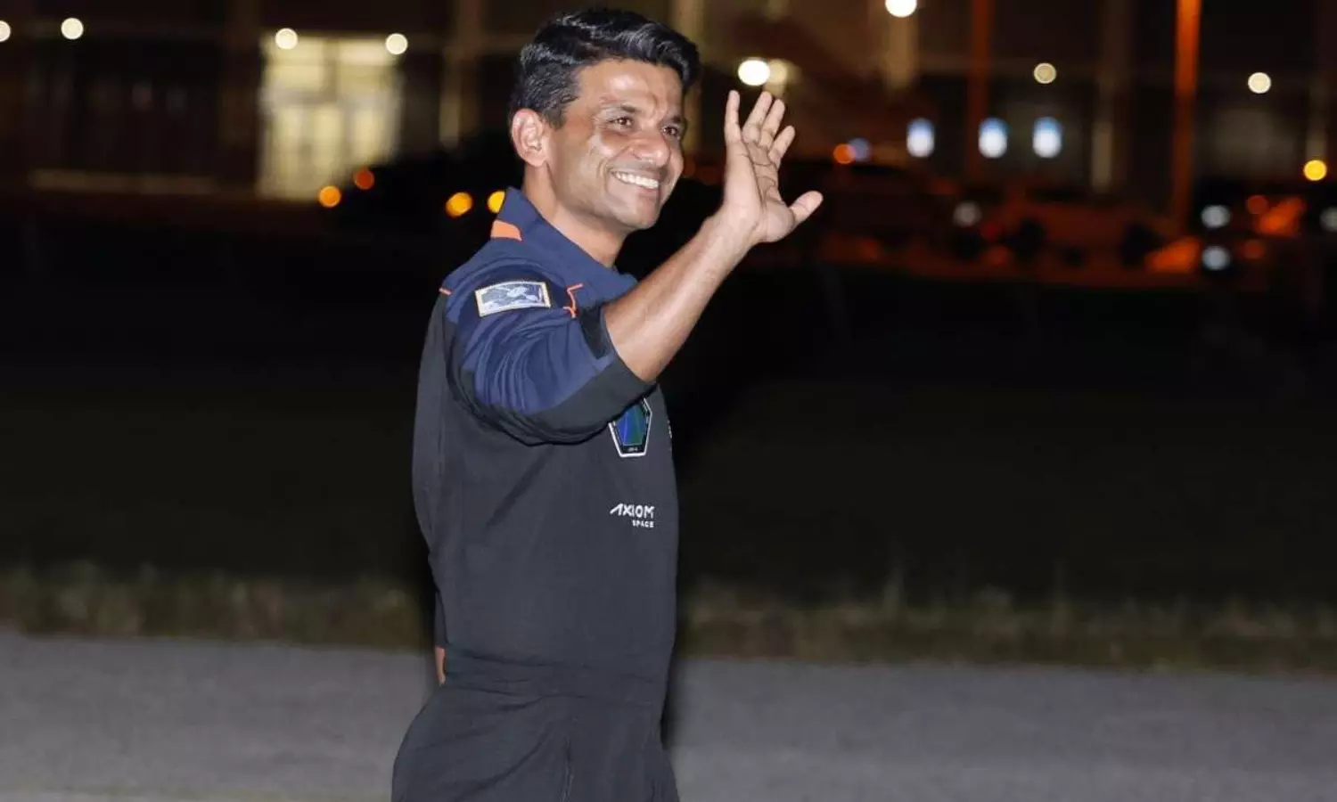 శుభాంశు శుక్లా: అంతరిక్షంలోకి వెళ్లే ముందు దేశభక్తి గీతం వందేమాతరం!