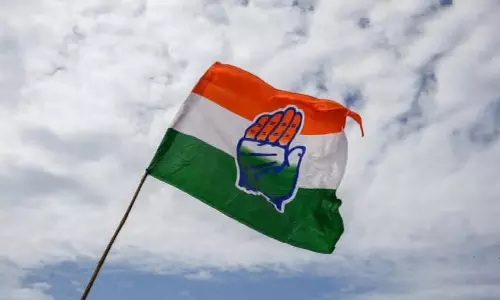 కాంగ్రెస్ ని ఇంకా కుళ్ళబొడుస్తున్న ఫ్లాష్ బ్యాక్