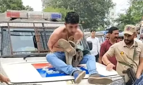 నిందితుడిపై జమ్మూ పోలీసుల అతి.. తెనాలి పోలీసులేం పనికొస్తారు?