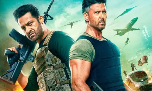 వార్‌ 2 అంచనాలు పెంచే ఆ ఒక్కటీ రెడీ