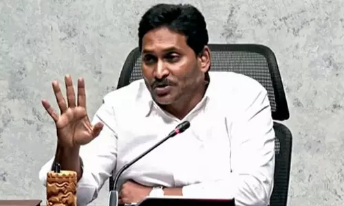 ఎమెర్జెన్సీ మాత్రమే కాదు జగన్ కూడా !