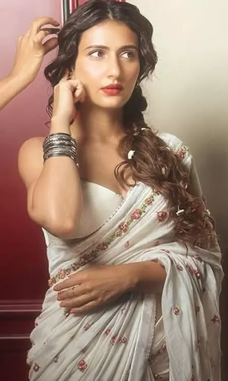 Fatima Sana Shaikh Channels Vintage Charm