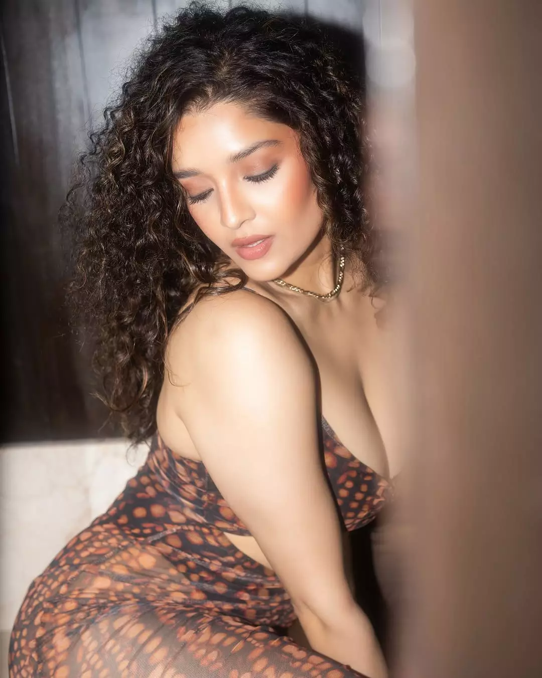 Ritika Singhs Fiery New Look Goes Viral