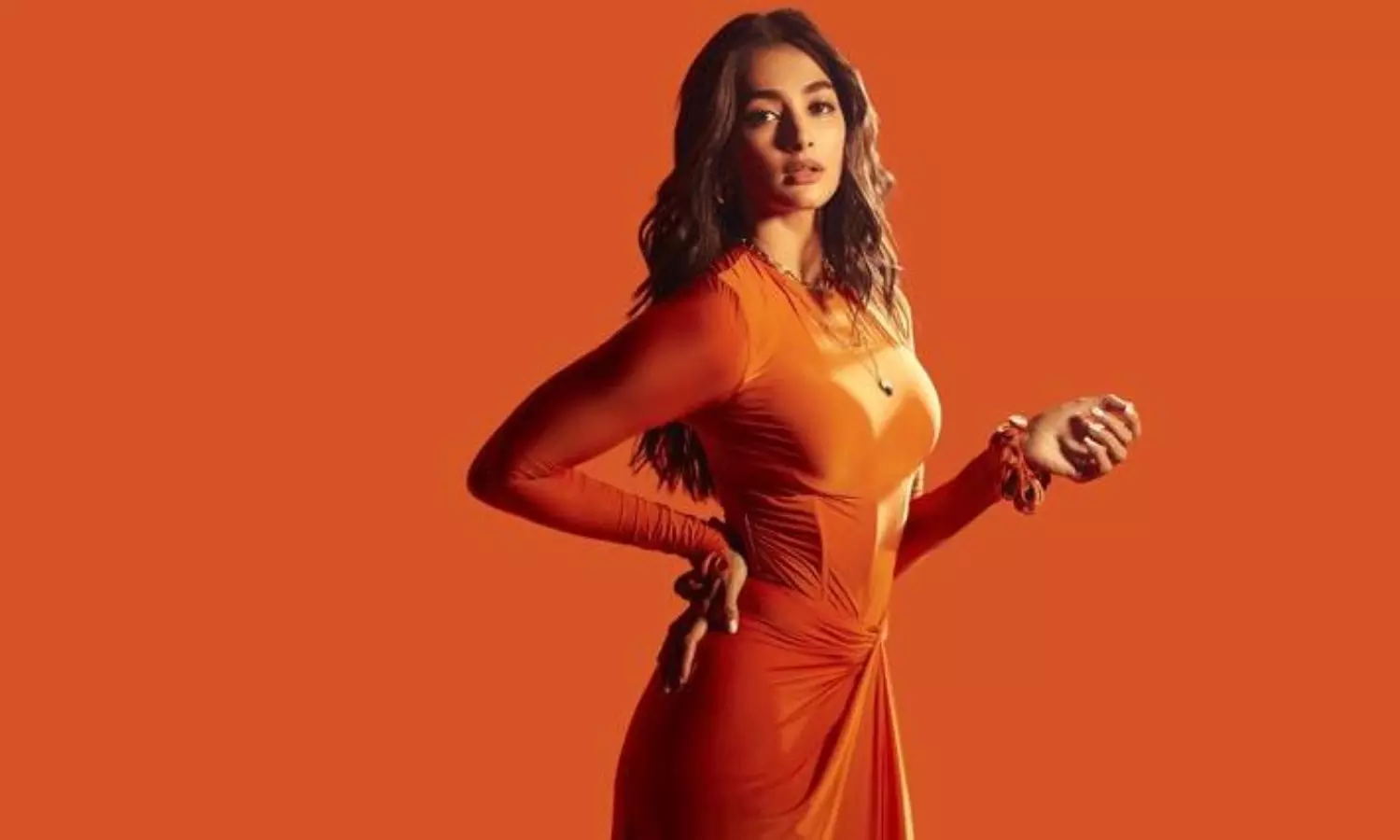 బుట్ట‌బొమ్మ‌ని కాపాడే బాధ్య‌త ఇక త‌న‌దేనా?