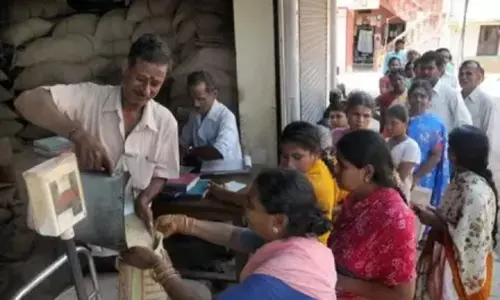 రెండు లక్షల రేషన్ కార్డులు కట్ ?