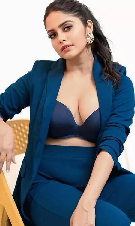 Pragya Nayan Shares Striking Look with a Message That’s All Heart