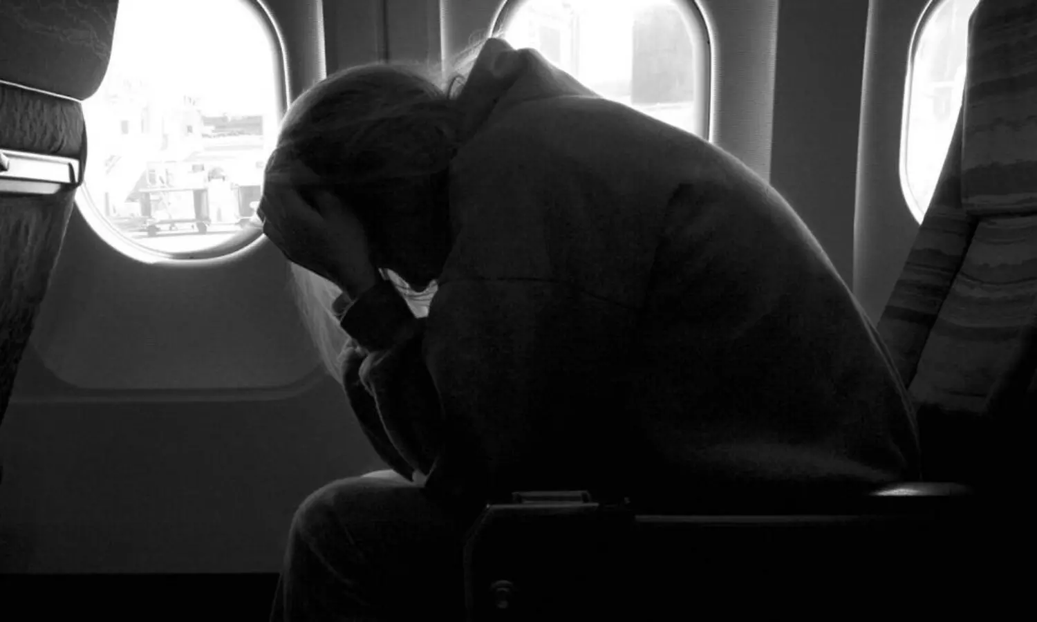 విమాన ప్రయాణమంటేనే భయం.. దాని పేరు ‘ఏవియో ఫోబియా’