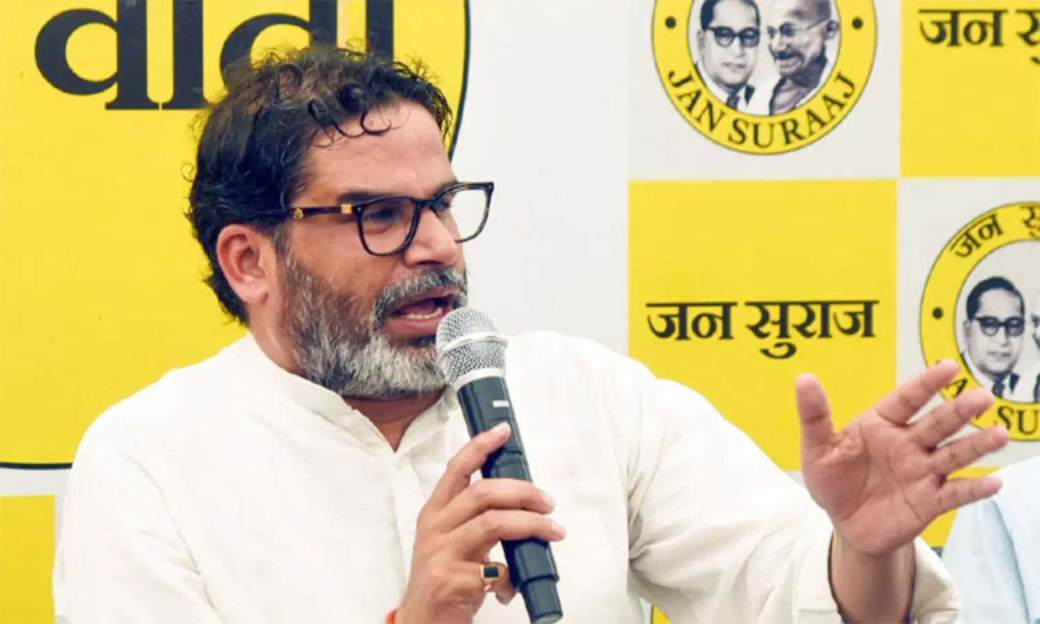 బీహార్ లో అడుగుపెట్టాలంటే రేవంత్ సారీ చెప్పాల్సిందే : ప్రశాంత్ కిషోర్ డిమాండ్