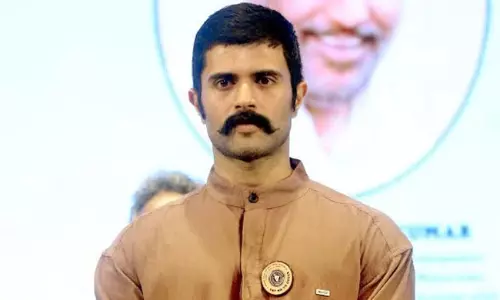 న్యూ గెట‌ప్‌..మీసం తిప్పిన రౌడీ