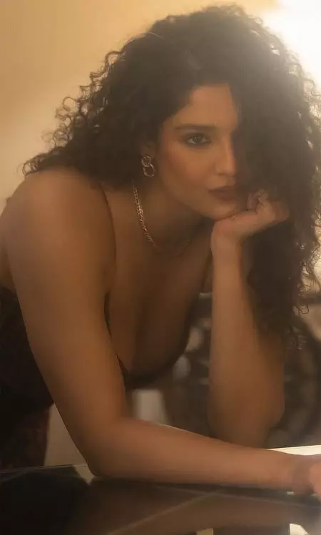 Ritika Singhs Fierce New Look