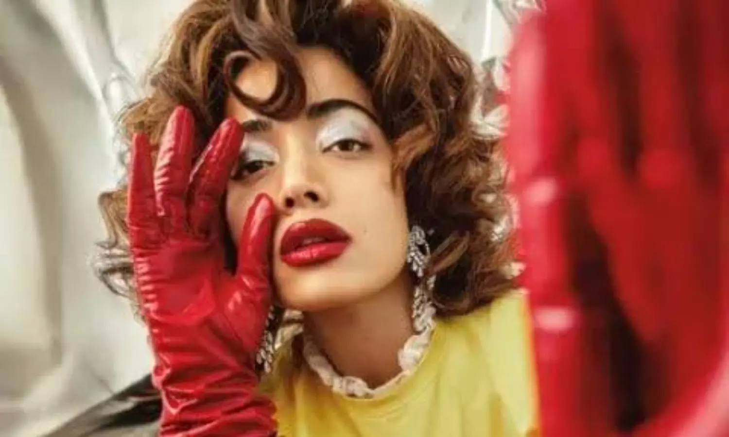 గుర్తు పట్టలేని రేంజ్ లో మారిపోయిన హీరోయిన్ గుర్తు పట్టలేని రేంజ్ లో మారిపోయిన హీరోయిన్