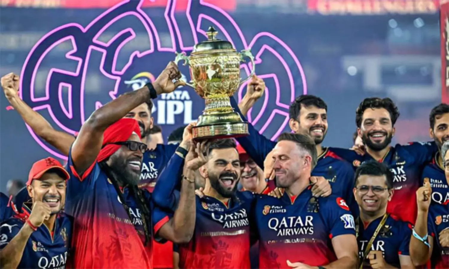 ఇట్స్‌ ఆర్సీబీ టైమ్‌.. చెన్నైని దాటేసి ఐపీఎల్‌ వాల్యుబుల్‌ టీమ్‌!