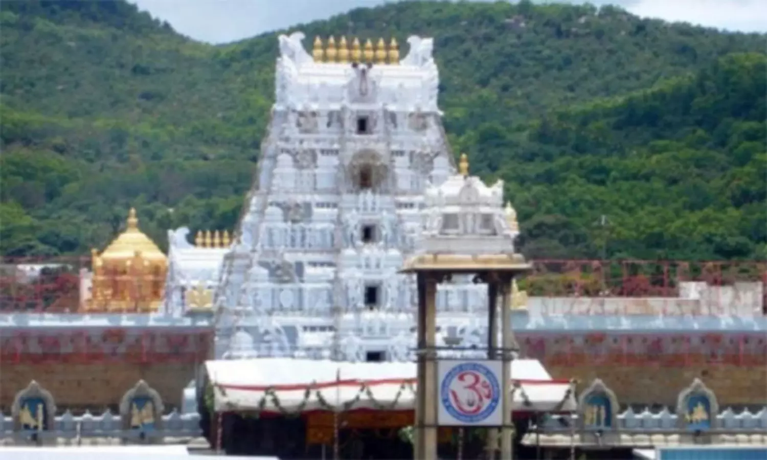 తిరుమ‌లలో మ‌రో వివాదం: ఏరేస్తున్నా.. దొరుకుతున్నారు!