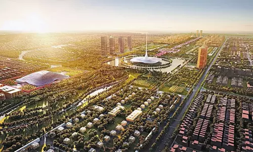 విశాఖ ఫోకస్....అమరావతికి బ్యాలెన్స్ గా !