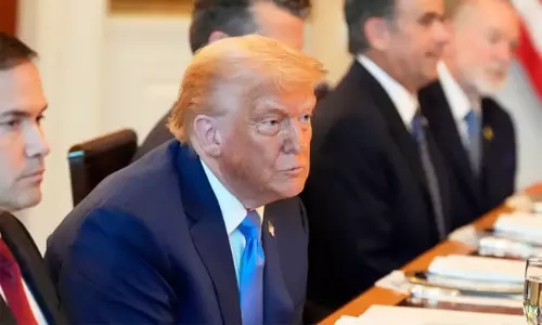 యూఎస్  లో కొత్త చట్టం... వీసా దరఖాస్తుదారులపై  అదనపు భారం!