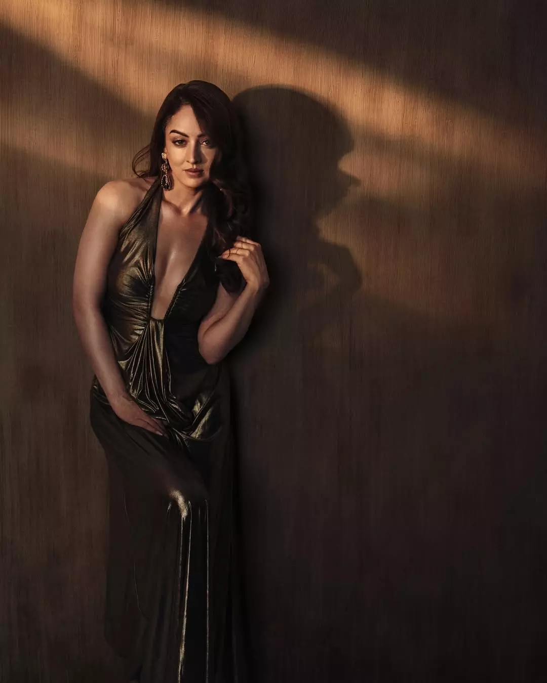 Sandeepa Dhar Brings Mystery and Style in Her Latest Shoot