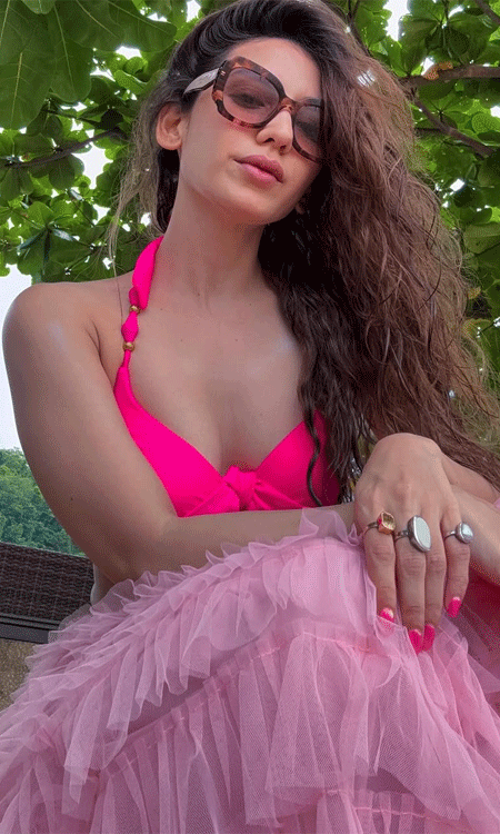 Dr. Heli Daruwala Glows in Pink Glam Look