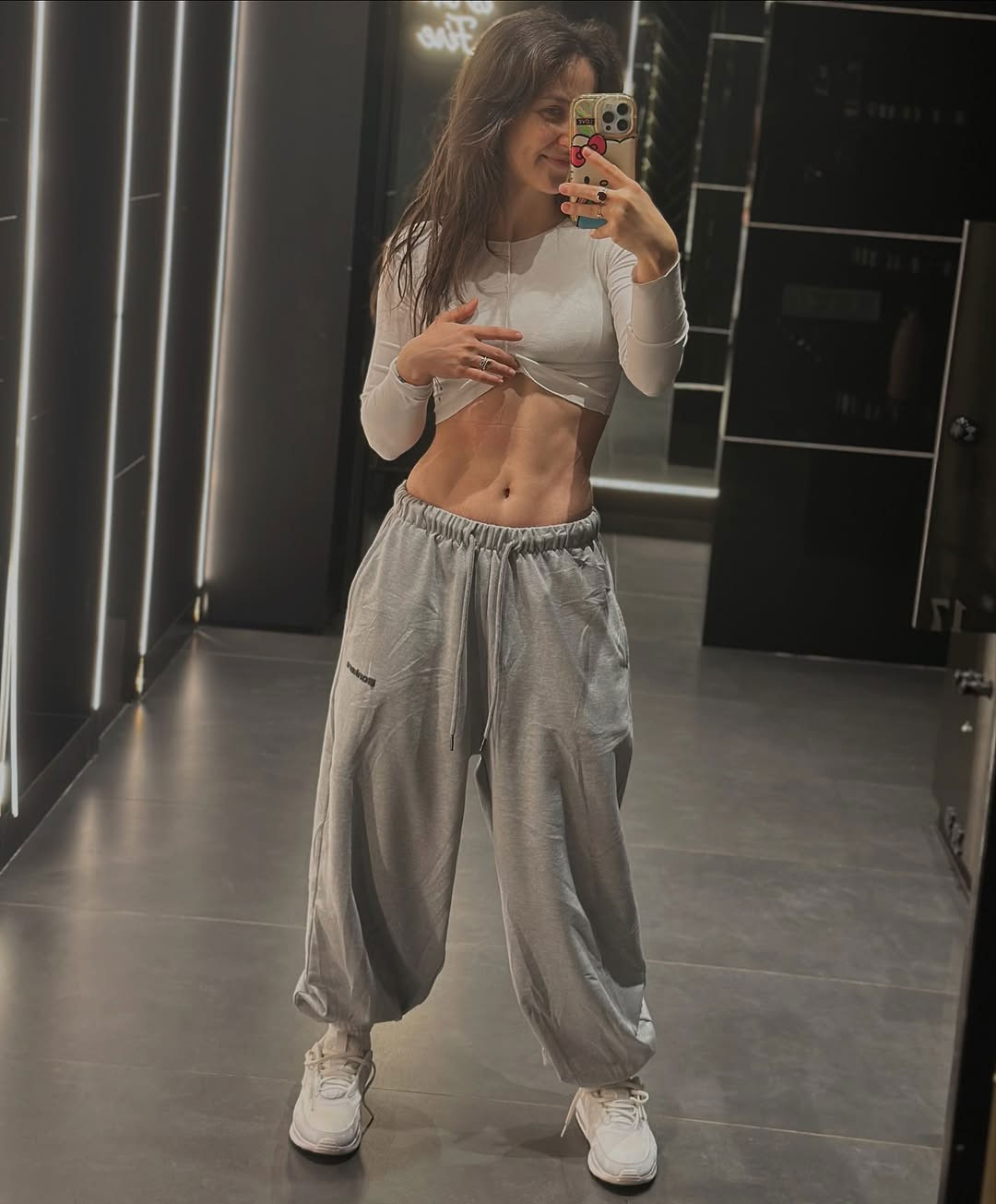Elli AvrRam Redefines Strength and Style
