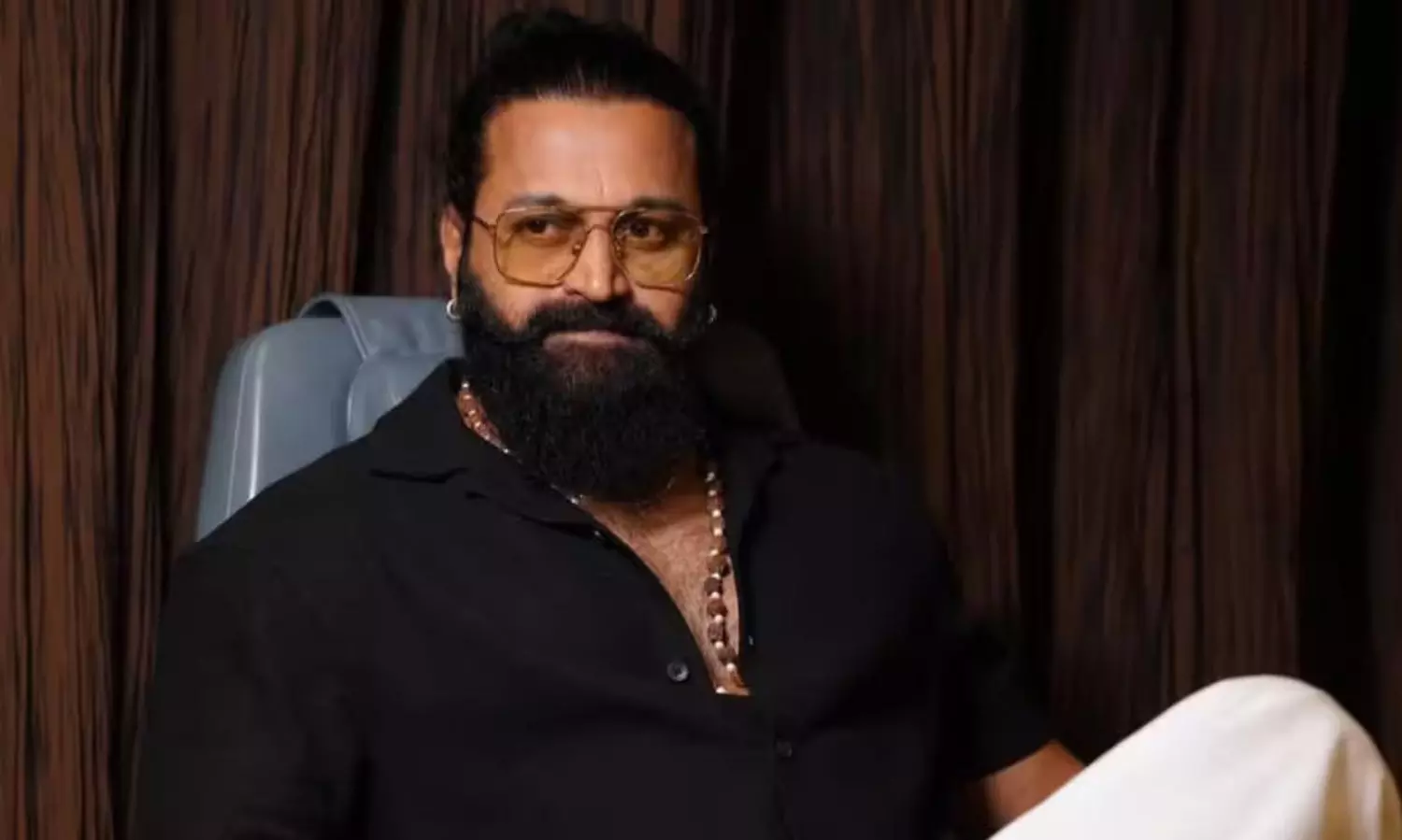 పారితోషికంలో చుక్క‌లు చూపిస్తున్న స్టార్ హీరో