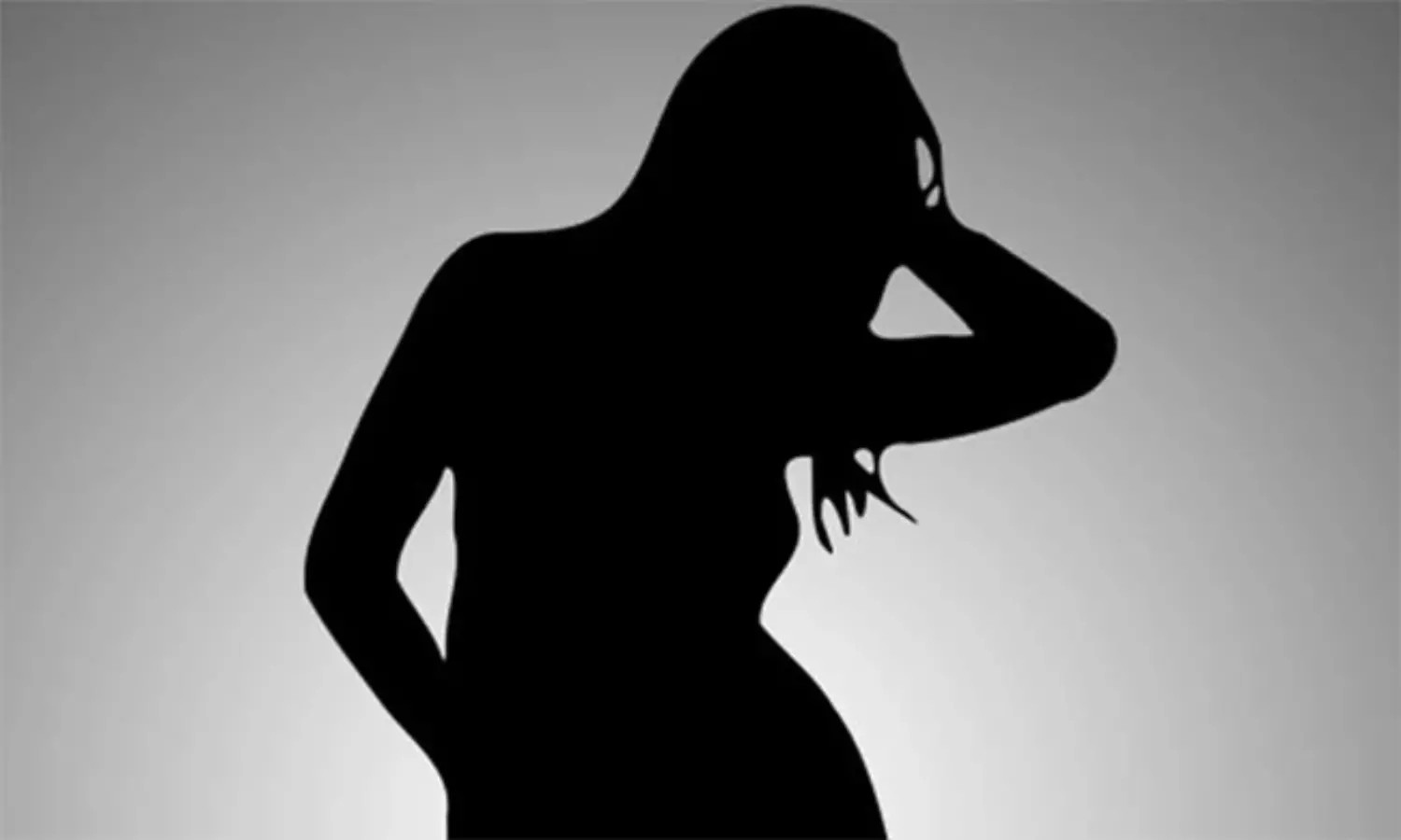 ఆ హీరోయిన్ రూల్స్ వెరీ టఫ్.. చెప్పిన యాంగిల్ లోనే కెమెరా పెట్టాలట!