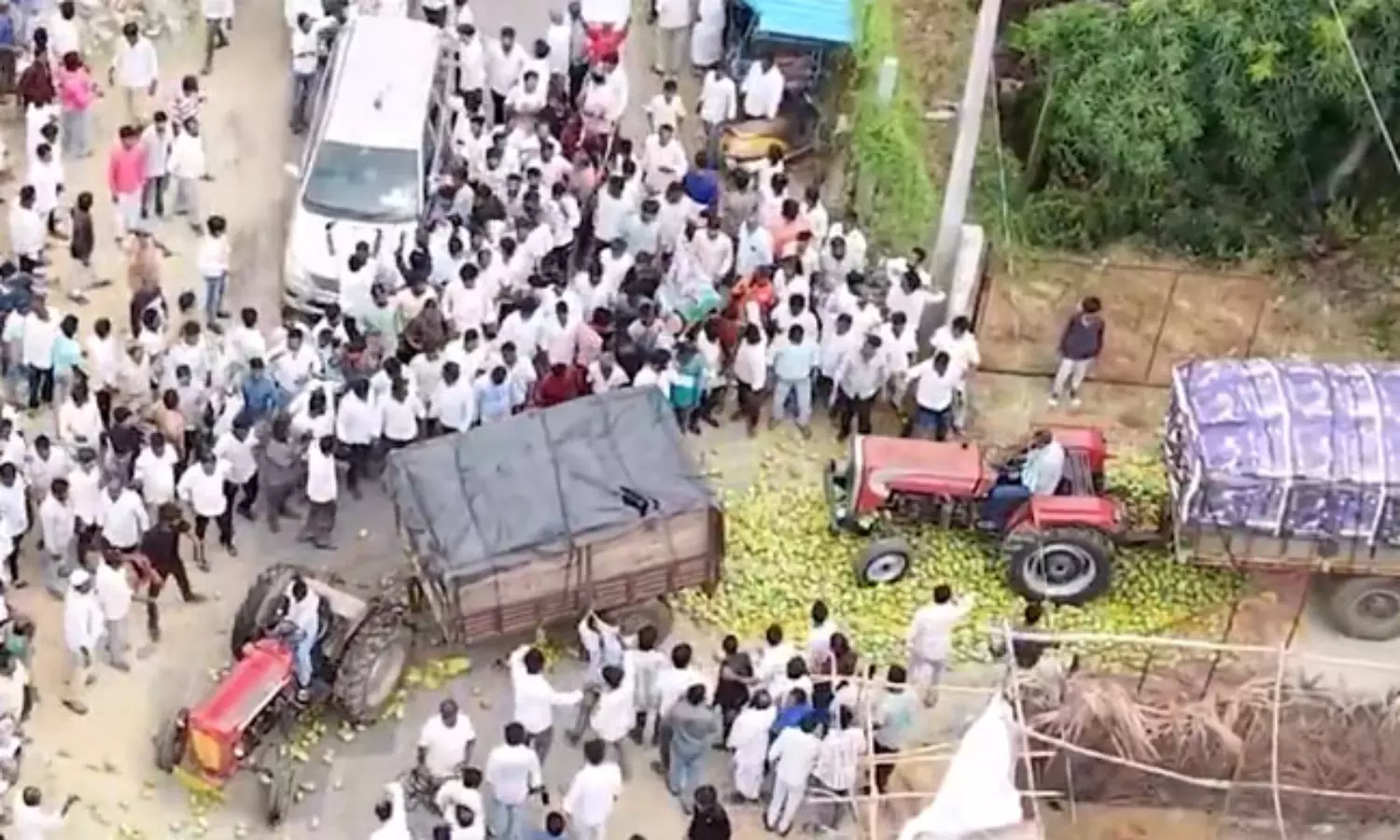 జగన్ ఈవెంట్ పాలిటిక్స్.. టీడీపీ ట్వీట్ల వార్