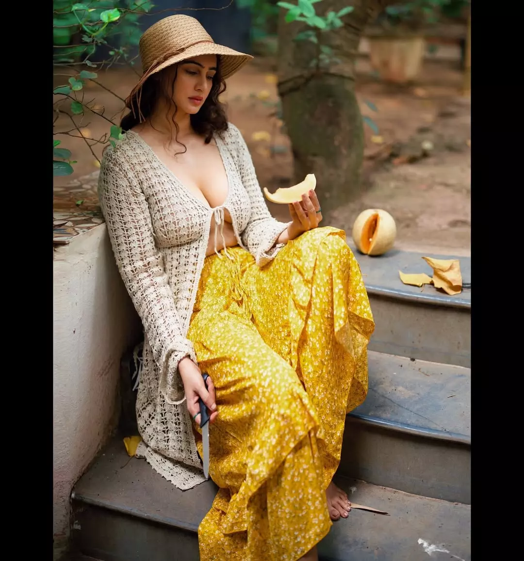 869965-snapins-ai3672780725096564256.web