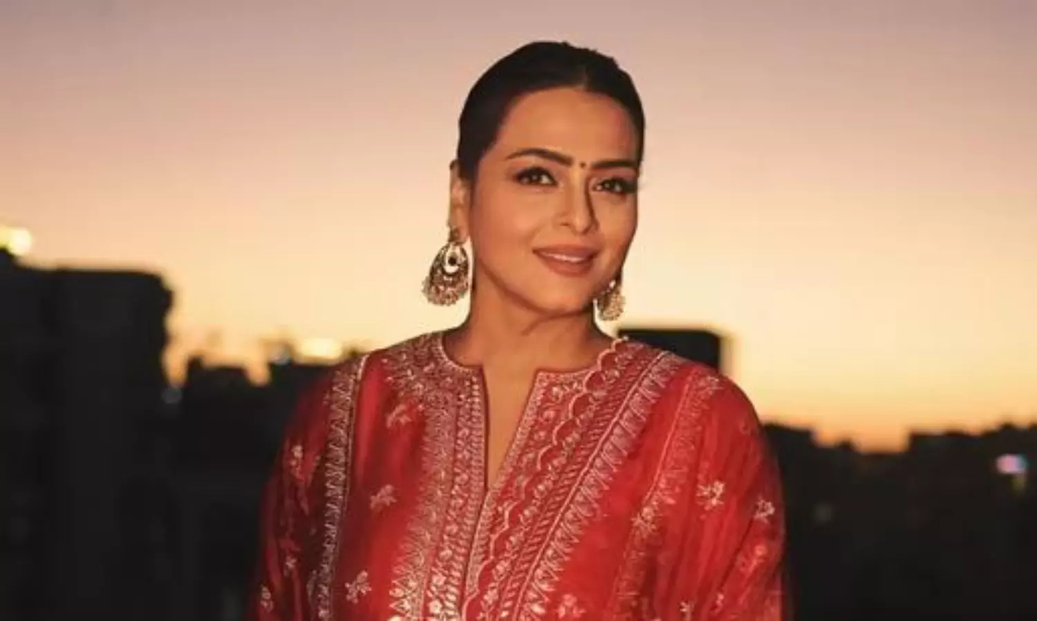 మ‌హేష్ మ‌ర‌ద‌లు హెయిర్ డ్రెస్స‌ర్ జాబ్?