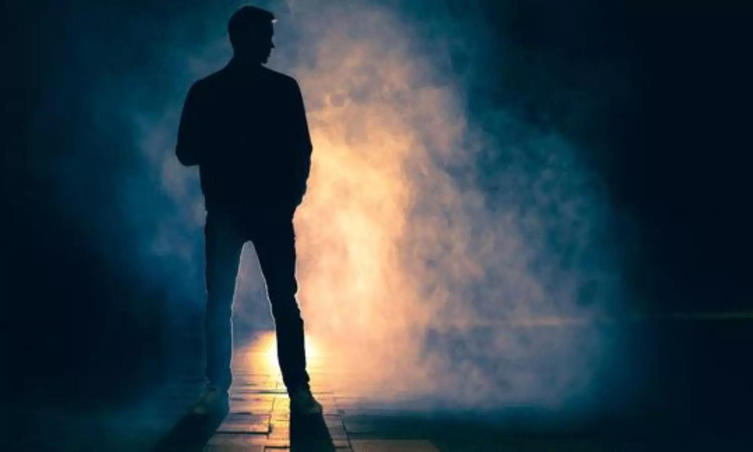 ఆ స‌ర్జ‌రీతో ఫేస్ మారుతుంద‌ని భ‌య‌ప‌డుతున్న యంగ్ హీరో