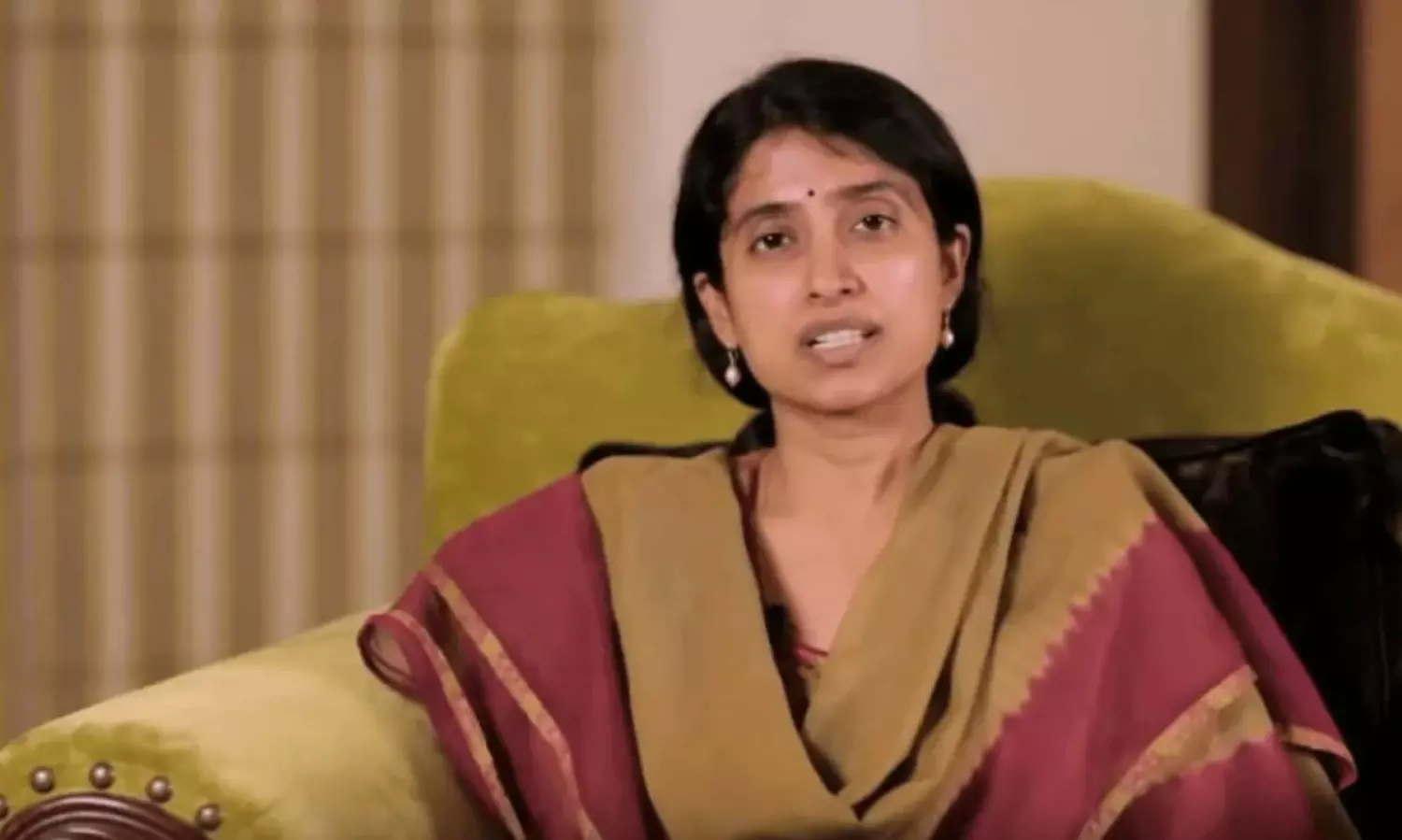 వైసీపీ ఇన్న‌ర్‌ టాక్ : జ‌గ‌న్ కాదు.. భార‌తి వ‌స్తేనే ..!