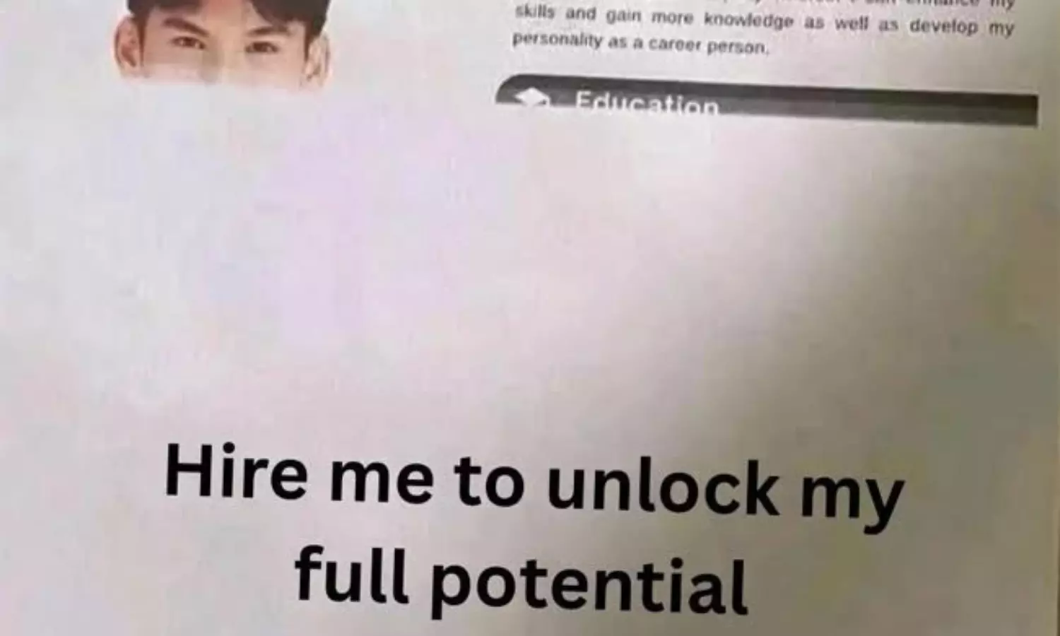 ఒక్క రెజ్యూమె! సోషల్ మీడియాను షేక్ చేసిందిలా..