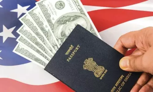 ఎఫ్-1 వీసా ఖాళీలు, సోషల్ మీడియా స్క్రీనింగ్: అమెరికా చదువులు నరకం