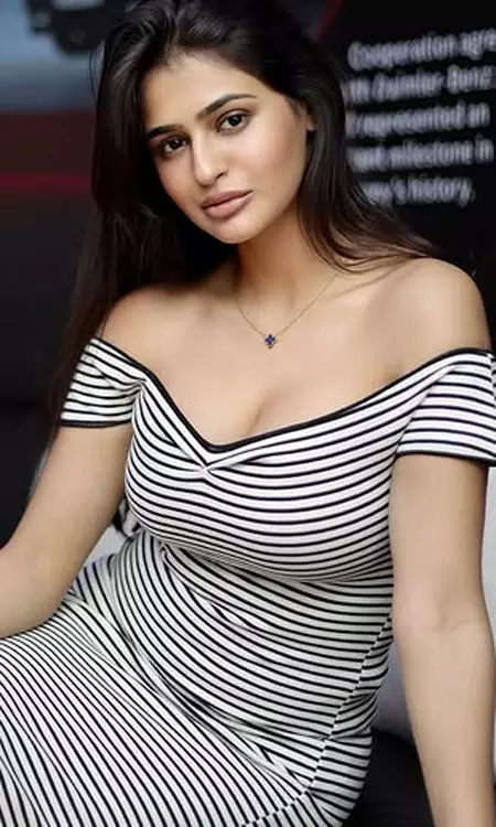 Zebra Jealous? Prakriti’s Stripe Game Is Unmatched