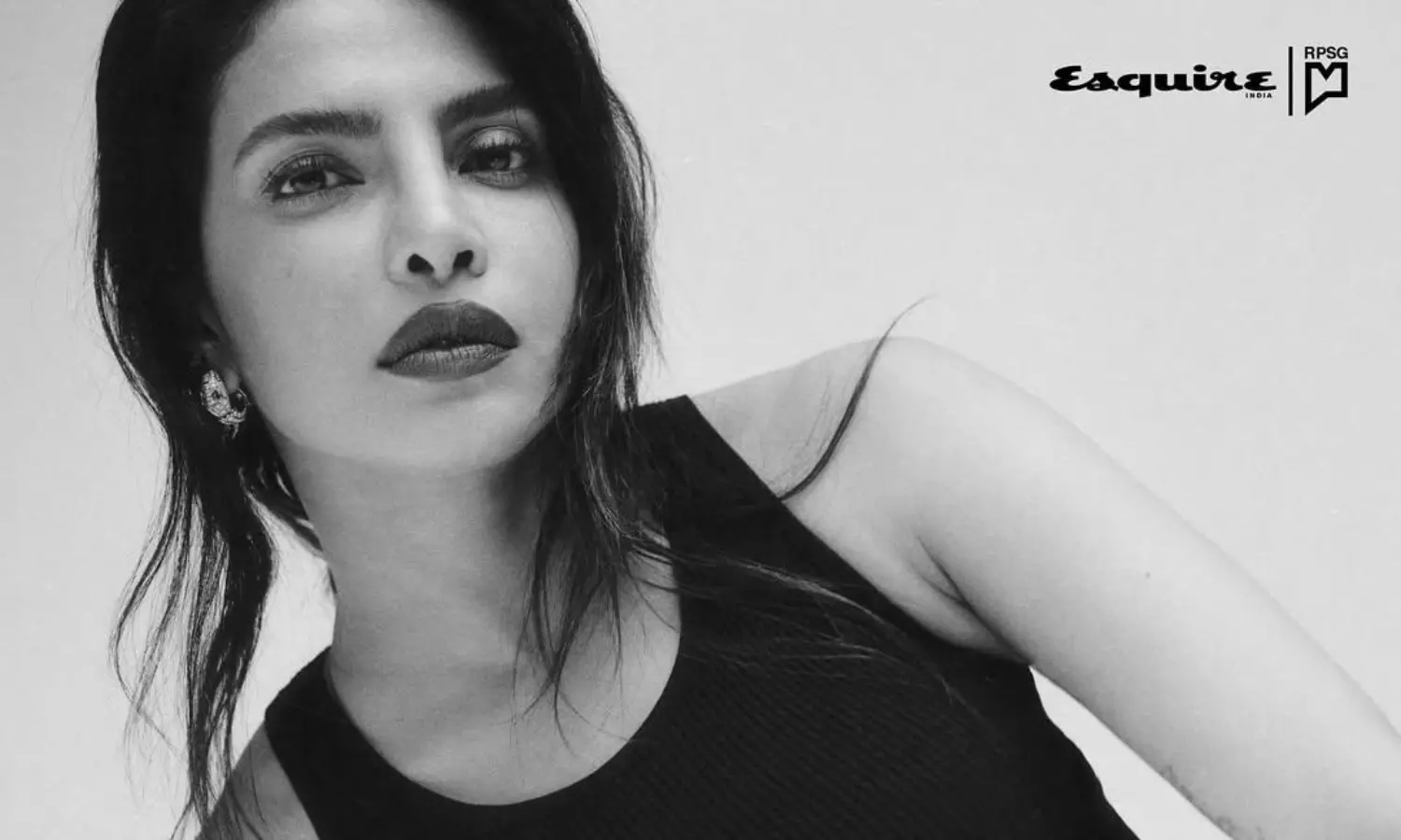 ఫోటో స్టోరి:  ప్రియాంక మైండ్ బ్లోయింగ్ లుక్