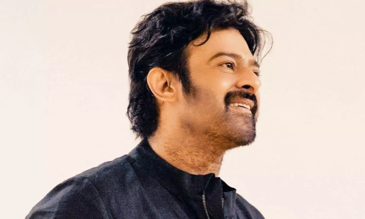 ప్రభాస్ కు ఫస్ట్ టైమ్ కన్నీళ్లు.. ఎందుకంటే ప్రభాస్ కు ఫస్ట్ టైమ్ కన్నీళ్లు.. ఎందుకంటే