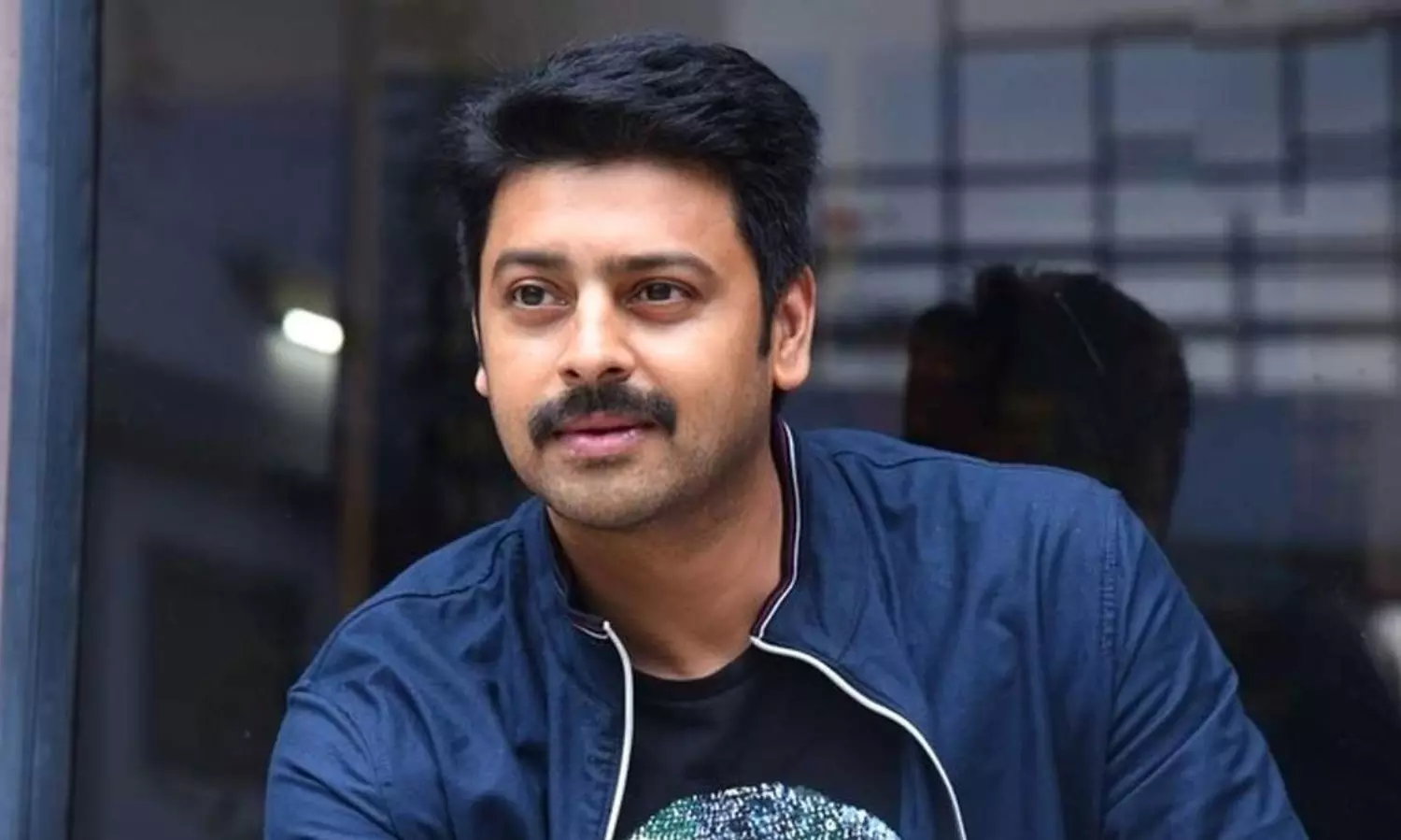 జైలు నుంచి బెయిల్‌పై బయటకు వచ్చిన హీరో