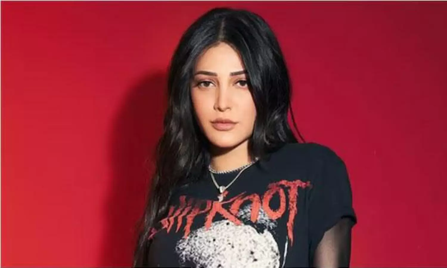 పవన్‌ రాజకీయాల గురించి శృతి హాసన్‌..!