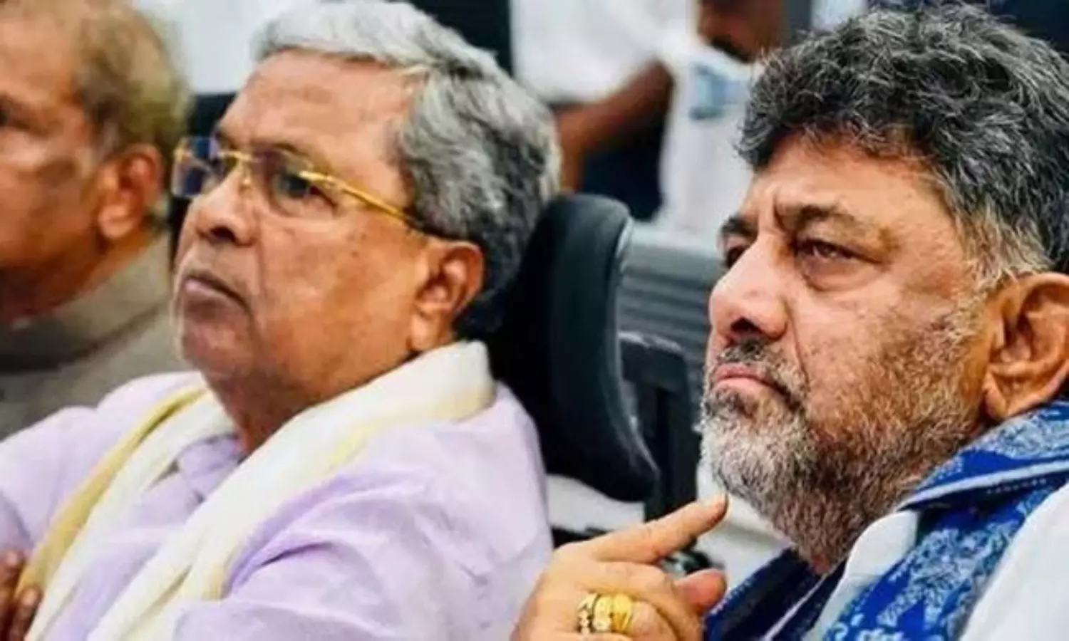 డీకేకు ఎసరు పెడుతోన్న సీఎం సిద్ధరామయ్య