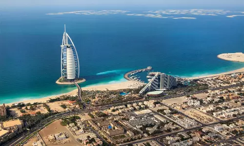 దుబాయ్ లో ఆస్తులు.. తెలుగు రాష్ట్రాల ప్రముఖుల గుండెల్లో ఈడీ!