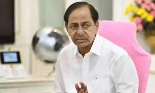 పరీక్షల కోసం వచ్చి 9 గంటలు ఆసుపత్రిలో.. ఏమైంది కేసీఆర్ సారూ?