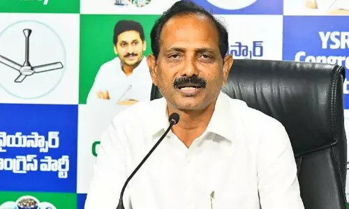 వాలంటీర్లను నమ్మి మోసపోయాం.. వైసీపీ నేత సంచలన వ్యాఖ్యలు!