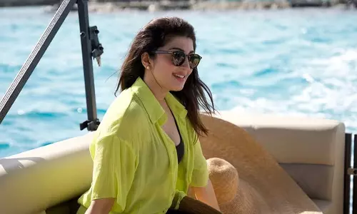Pranita Subhash Radiates Vacation Vibes in Breezy Boat Look